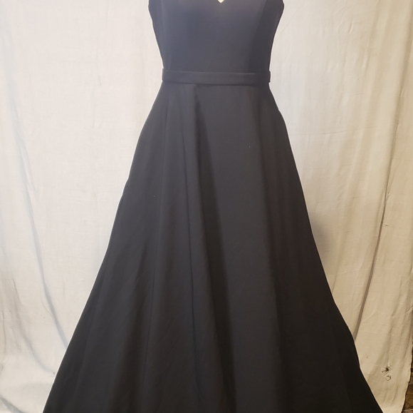 IEENA black dress - Picture 4 of 5